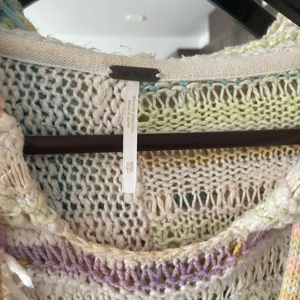 🌼🌸🌟☮️Free people serene dream Flower child poncho☮️ - Picture 3 of 8
